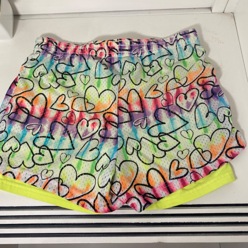 Colorful shorts - Picture 2 of 2